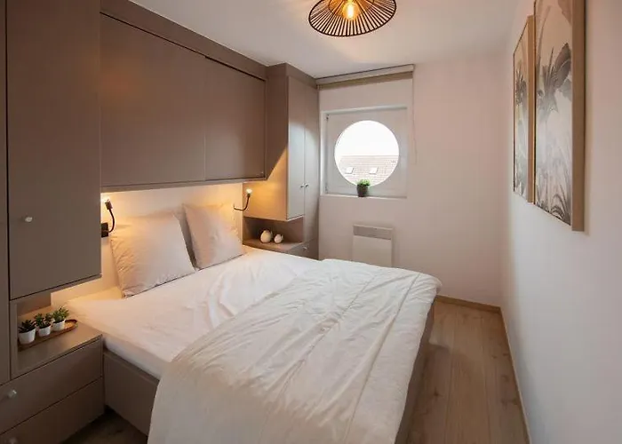 Apartamento Met Zwembad In Neoportus *