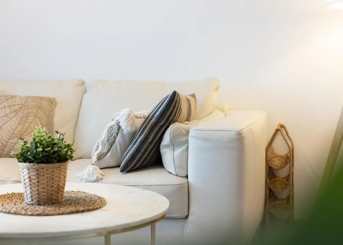 Met Zwembad In Neoportus * ניופורט